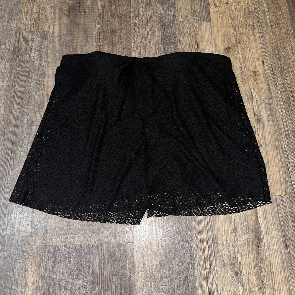 Croft & Barrow Black swim top